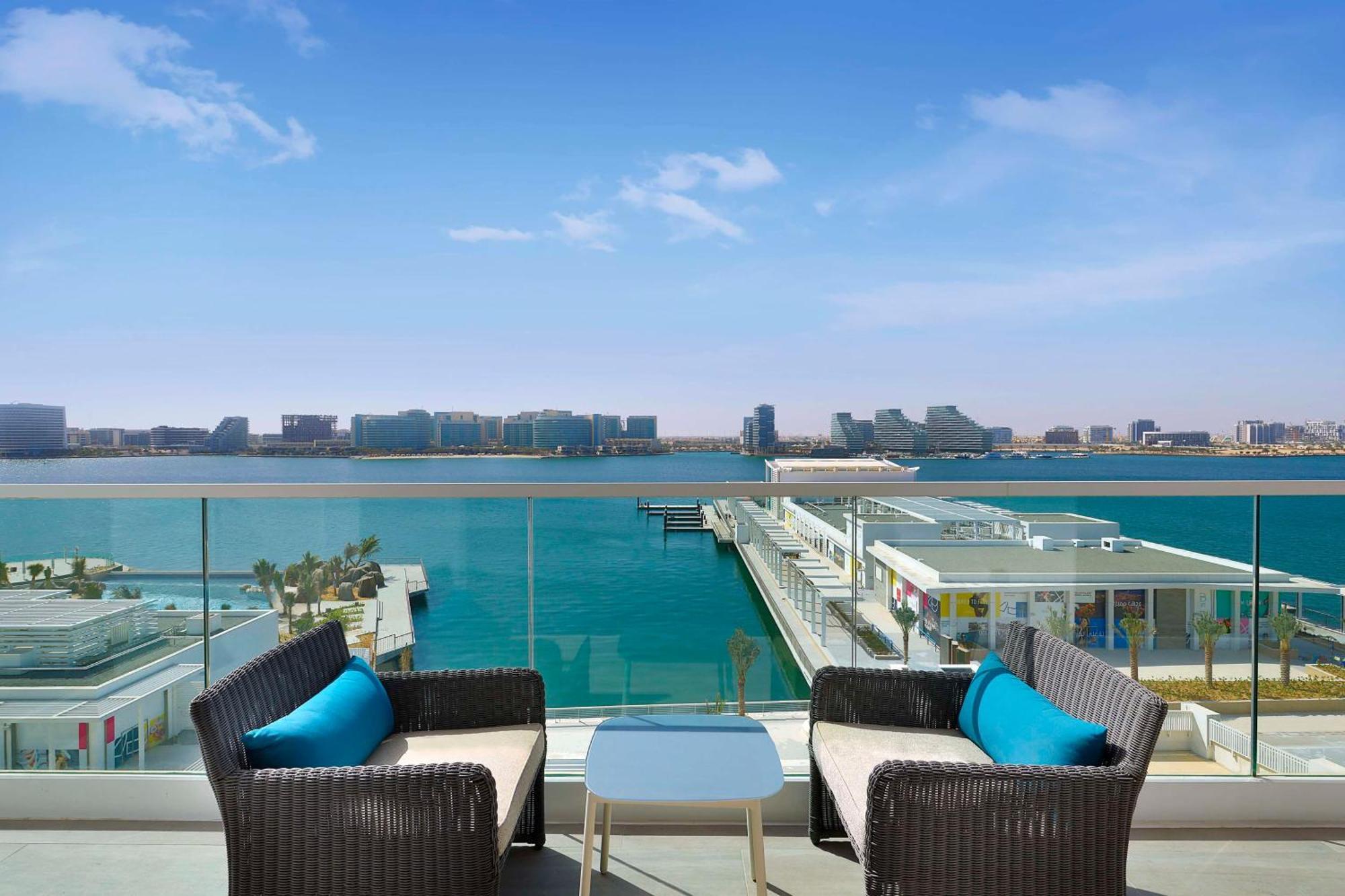 Hilton Abu Dhabi Yas Island Hotel Exterior photo