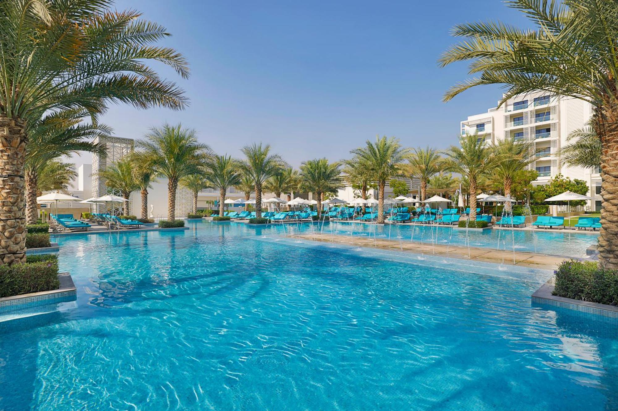 Hilton Abu Dhabi Yas Island Hotel Exterior photo